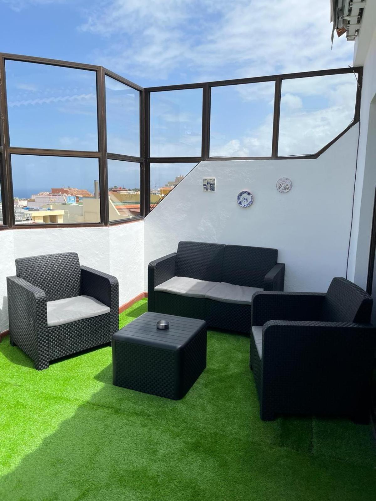 לוס ריאלחוס 3 Dormitorios. Terraza. Bus Stop מראה חיצוני תמונה