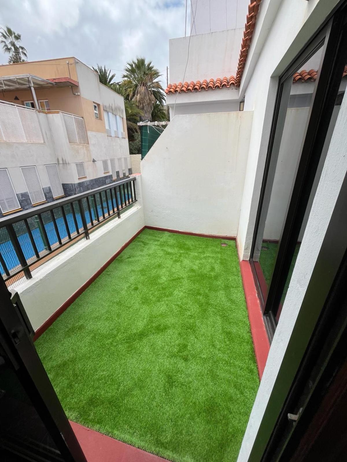 לוס ריאלחוס 3 Dormitorios. Terraza. Bus Stop מראה חיצוני תמונה